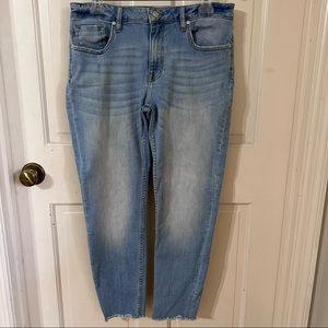 Vigoss Marley Skinny Jeans in Light Wash Jean Color Mid Rize - Size 31x27